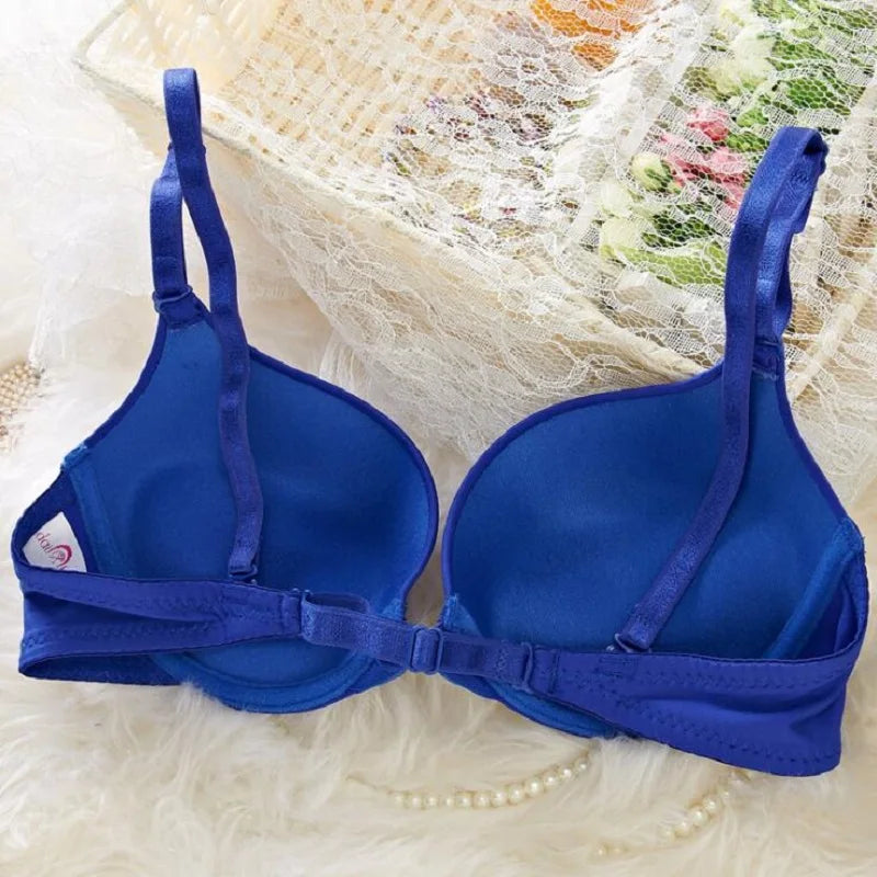Push Up Bra for Women with Front Closure and Adjustable Straps