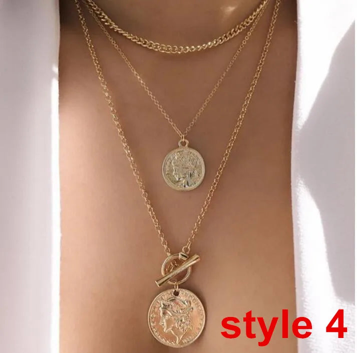 Trendy Women's Metal Clavicle Necklace with Star Design