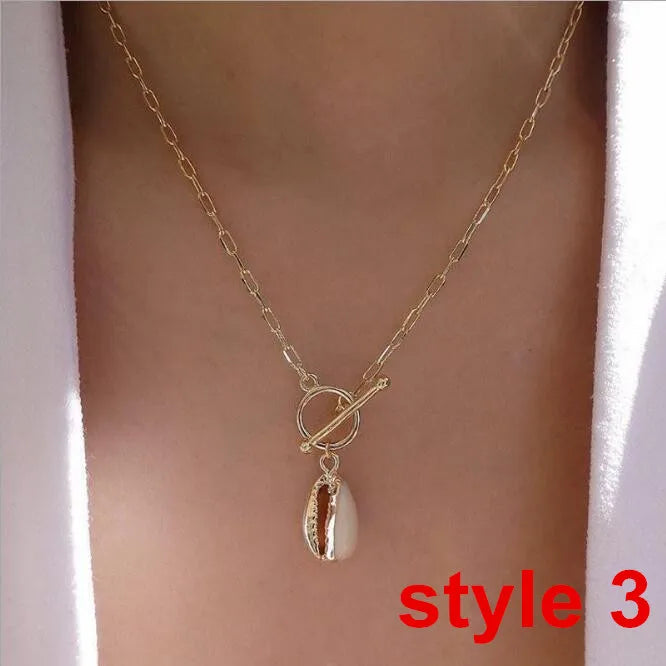 Trendy Women's Metal Clavicle Necklace with Star Design