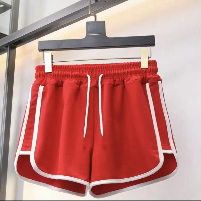 Breathable Polyester Yoga Shorts for Summer Workouts