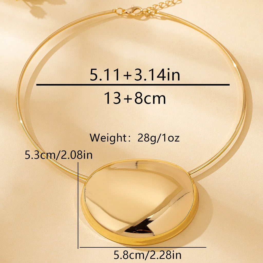 Fashionable Women's Geometric Metal Necklace for Everyday Wear