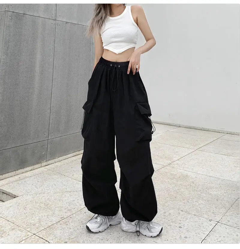 2025 Women's Solid Polyester Cargo Joggers for Sports