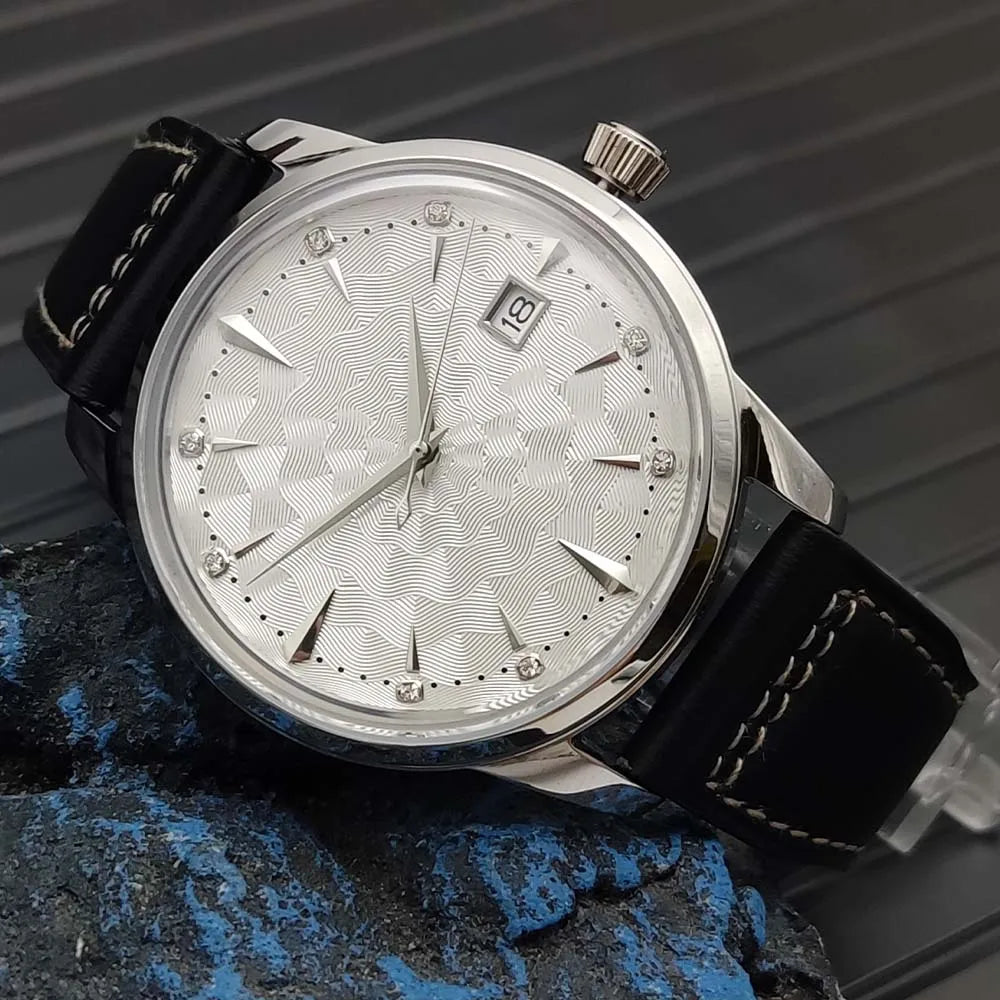 Men's Vintage Automatic Mechanical Watch, Black Leather Strap, 40mm Water Resistant Case, Eight Colours Men's Watch Japan NH35