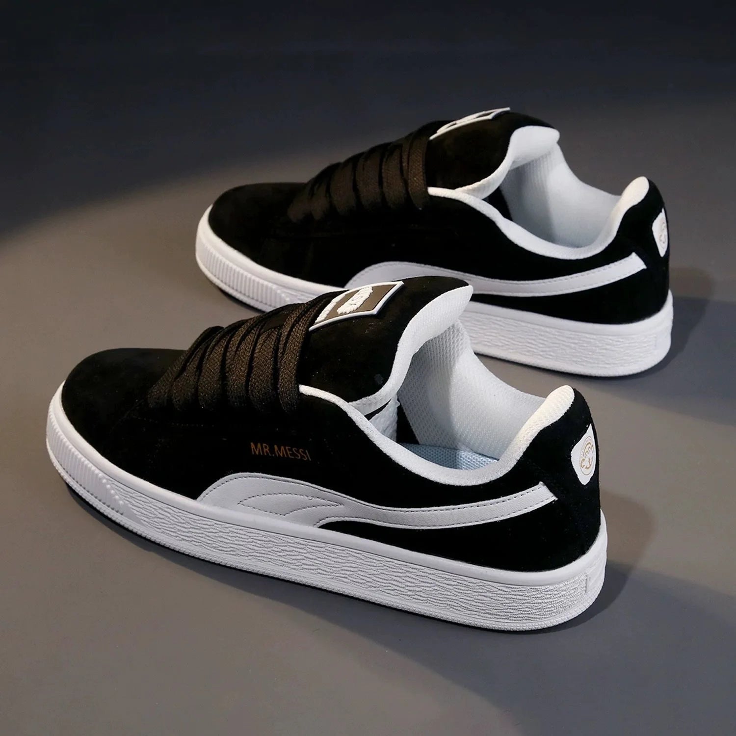 Men's Breathable Casual Lace-Up Shoes with Thick Soles