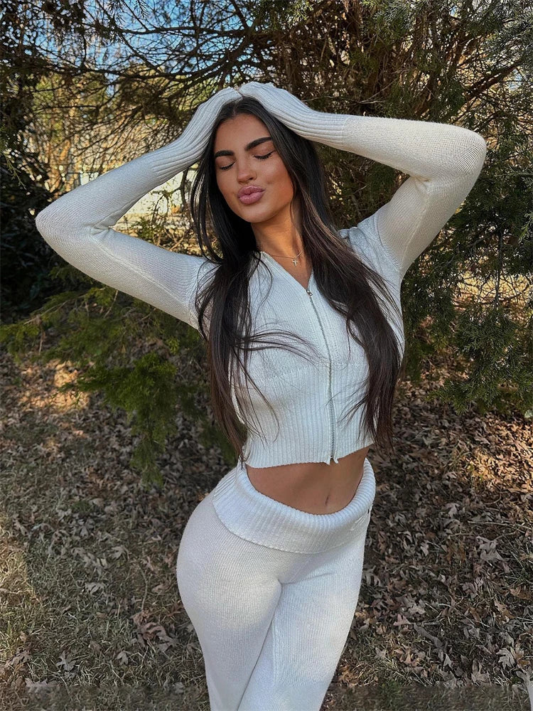 TARUXY Women Zipper Hoodie Set with Flare Pants for Casual Wear