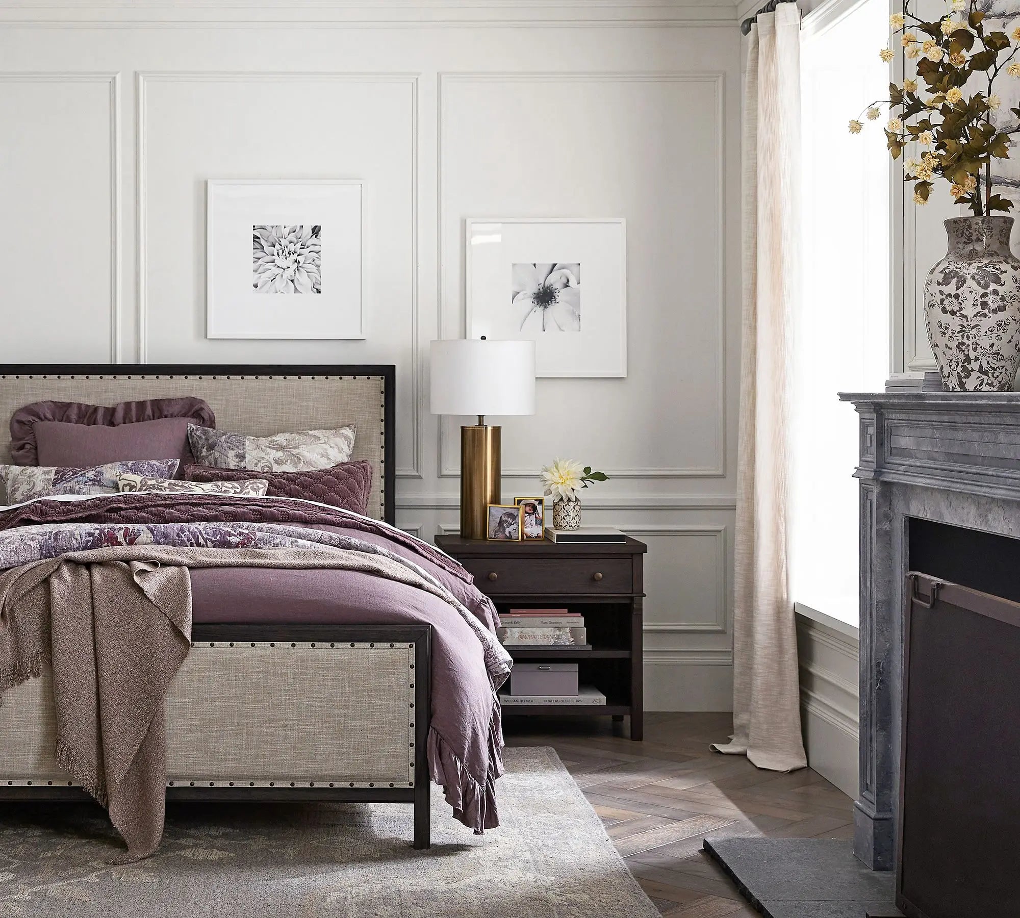 Modern Oak Bedside Table Set for Stylish Bedrooms