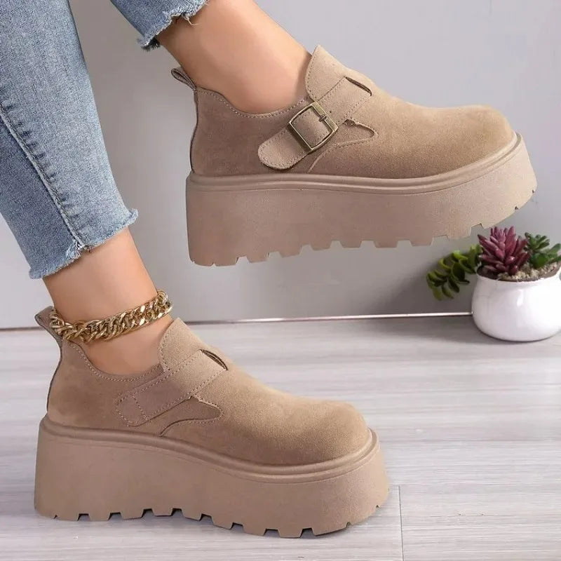 Women's Retro Suede Platform Shoes for Casual Fashion