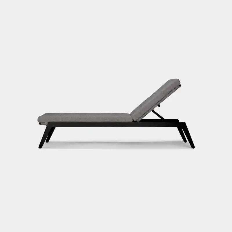Modern Aluminum Chaise Lounge with Cushion for Outdoor Relaxation