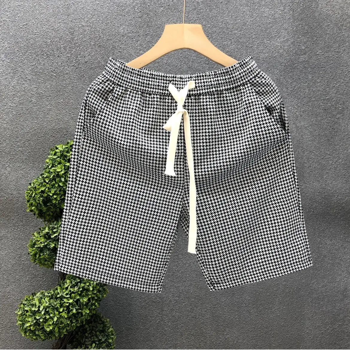 Men's Quick Dry Casual Shorts with Elastic Waist in Plaid