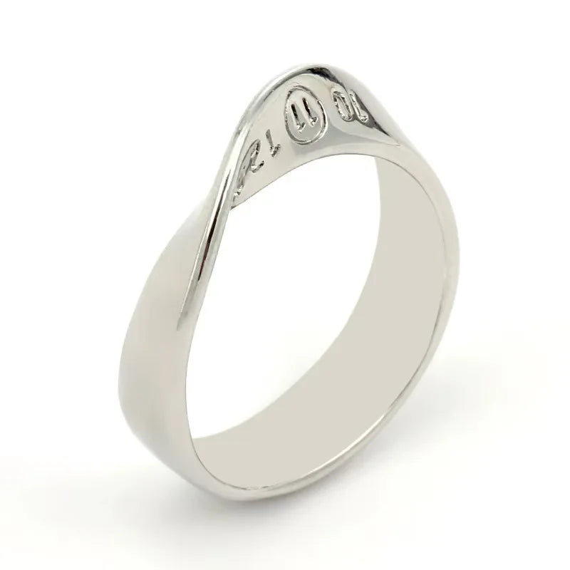 Mobius Number Ring, minimalist and cool, suitable for both men and women.
