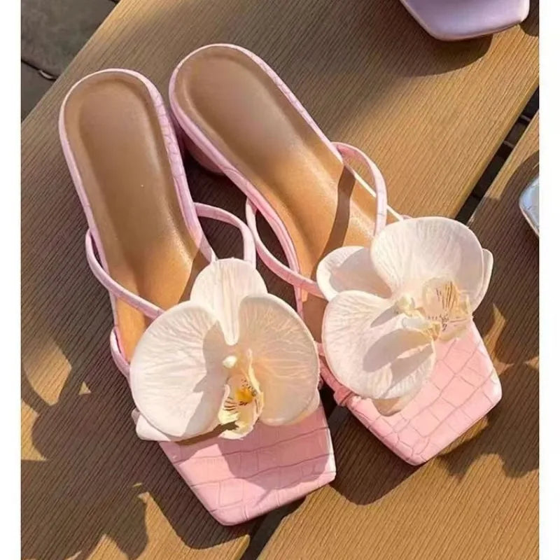 Women's High Heels Slippers 2026 New Summer Fashion Flower Black Beige Dress Party Sandals Women's Large Size 42 Women's Shoes