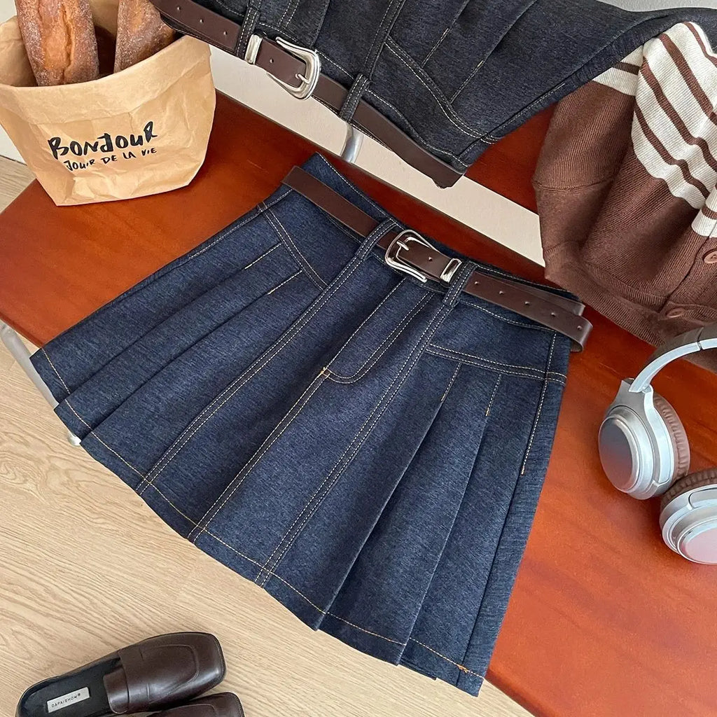 Vintage Black A-Line Skirt for Women in Imitation Denim