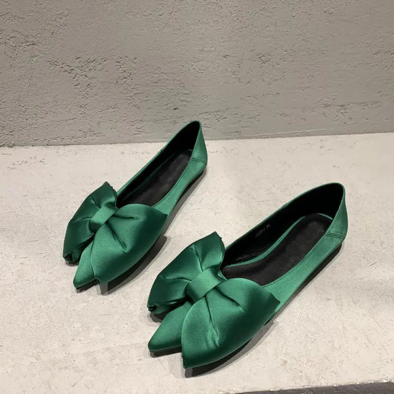 Casual Pointed Toe Flats for Women in Green and Black