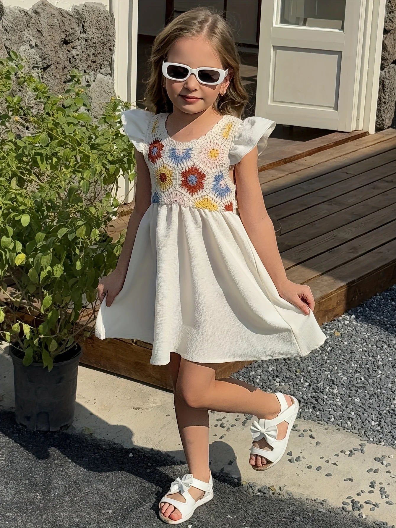 Girls' Floral Summer Dress with Sleeveless Design