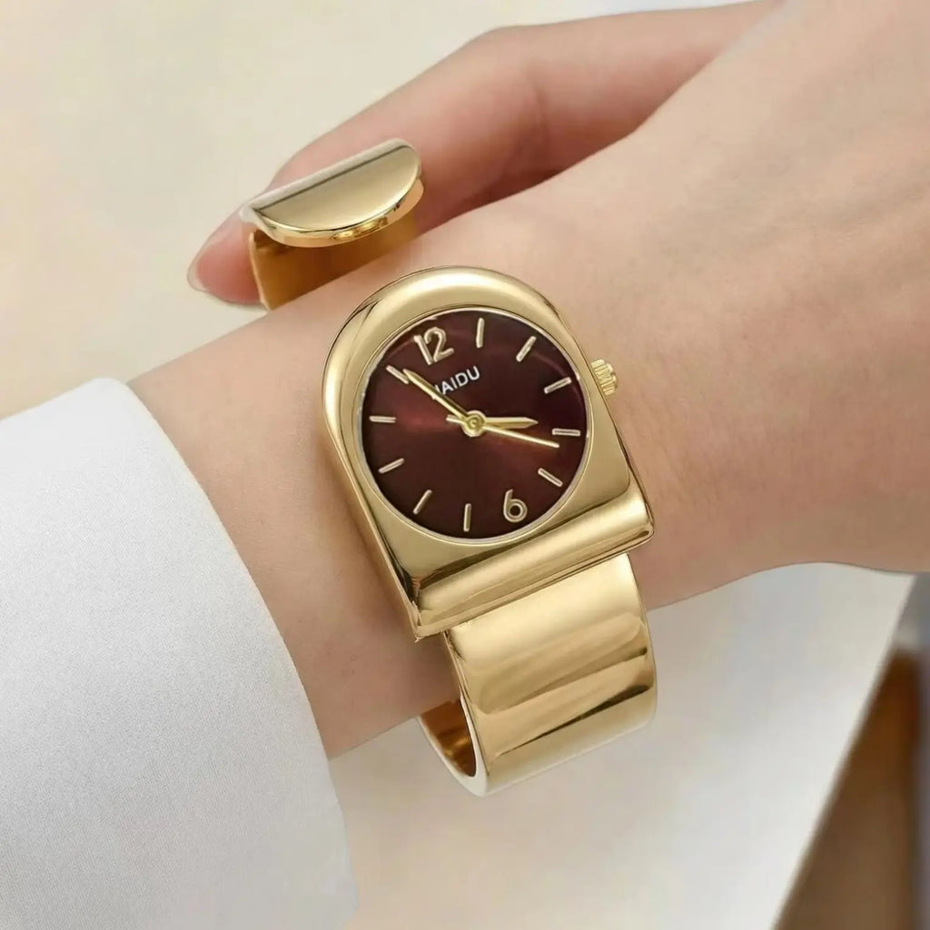 Stylish Alloy Women's Bracelet for Everyday Wear