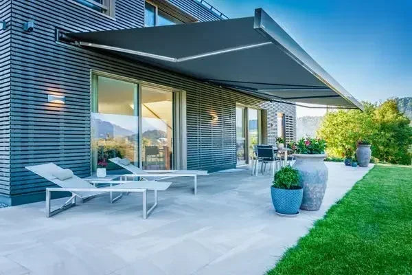 Heavy Duty 6x3m Horizontal Foldable Awning Canopy for Terraces