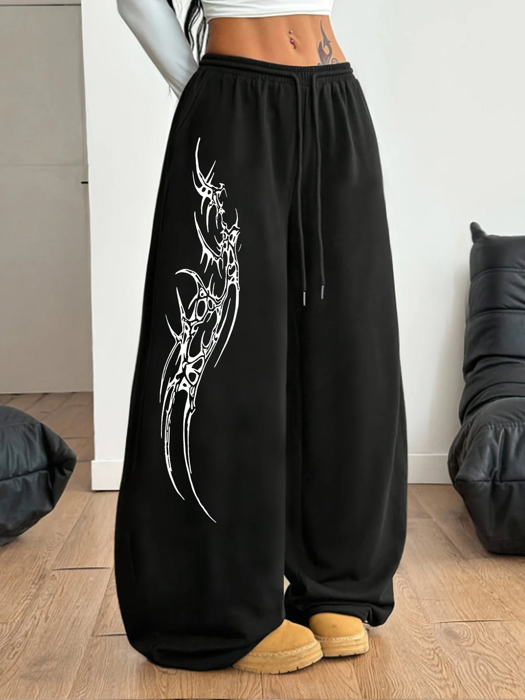 Casual Women's Fleece Sweatpants with Punk Patterns
