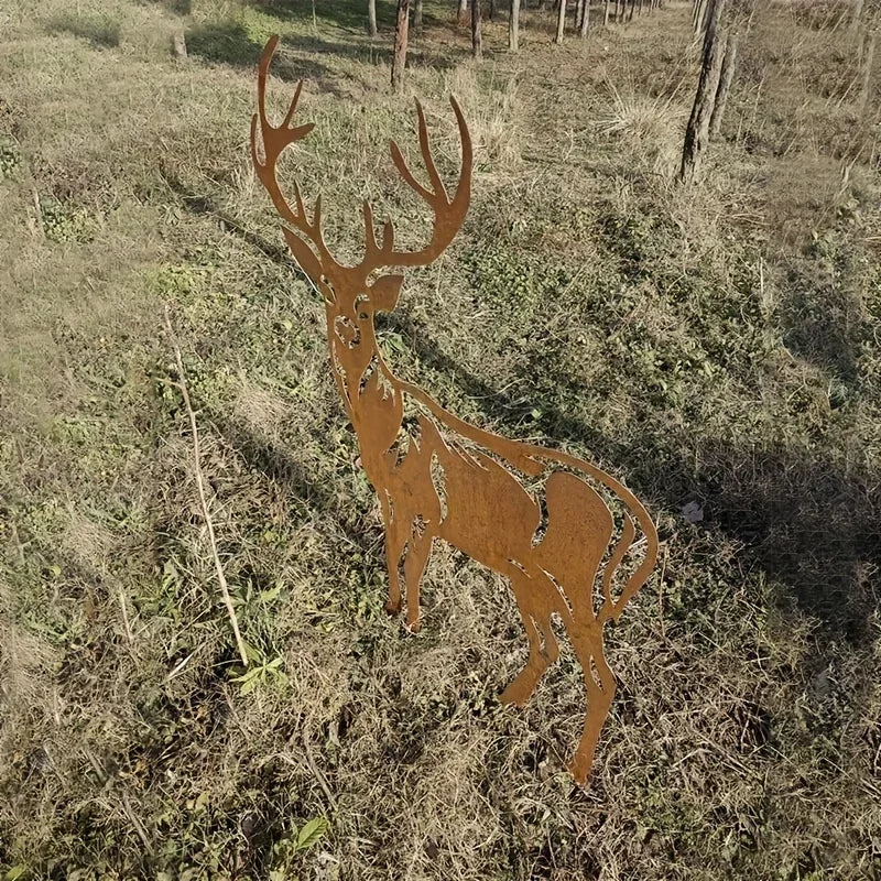 Elegant Metal Deer Garden Statue for Christmas Decoration