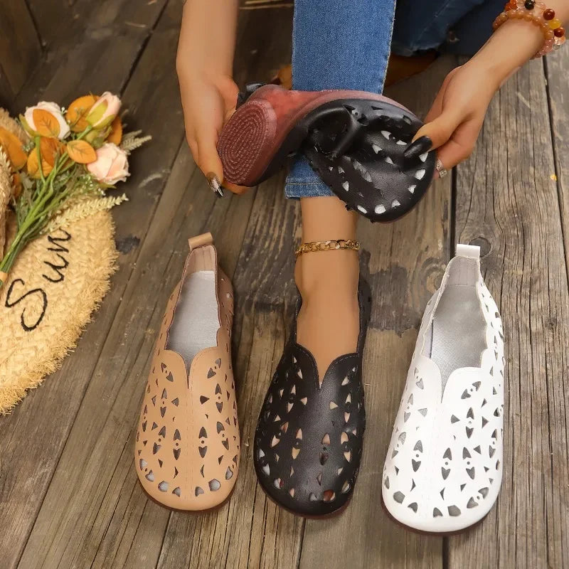 Hollow Breathable Flat Sandals for Women - Summer Beach Style