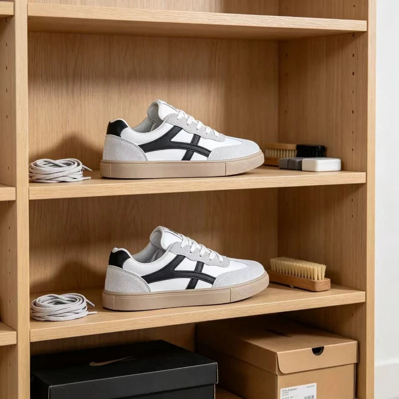 Lightweight Men's Casual Walking Shoes with Anti-Slip Design