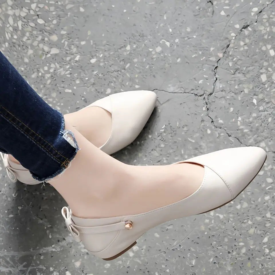 Shoes for Women 2025 Pointed Toe with Bow Ladies Summer Footwear Flats Moccasins White Flat Slip on Young Trend Chic and Elegant