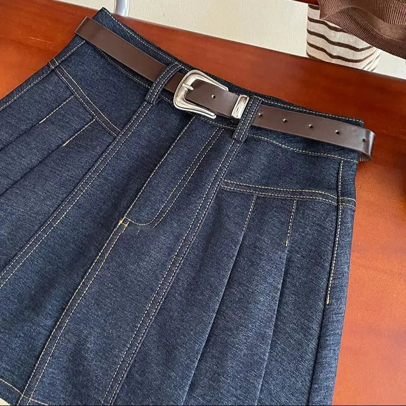 Vintage Black A-Line Skirt for Women in Imitation Denim