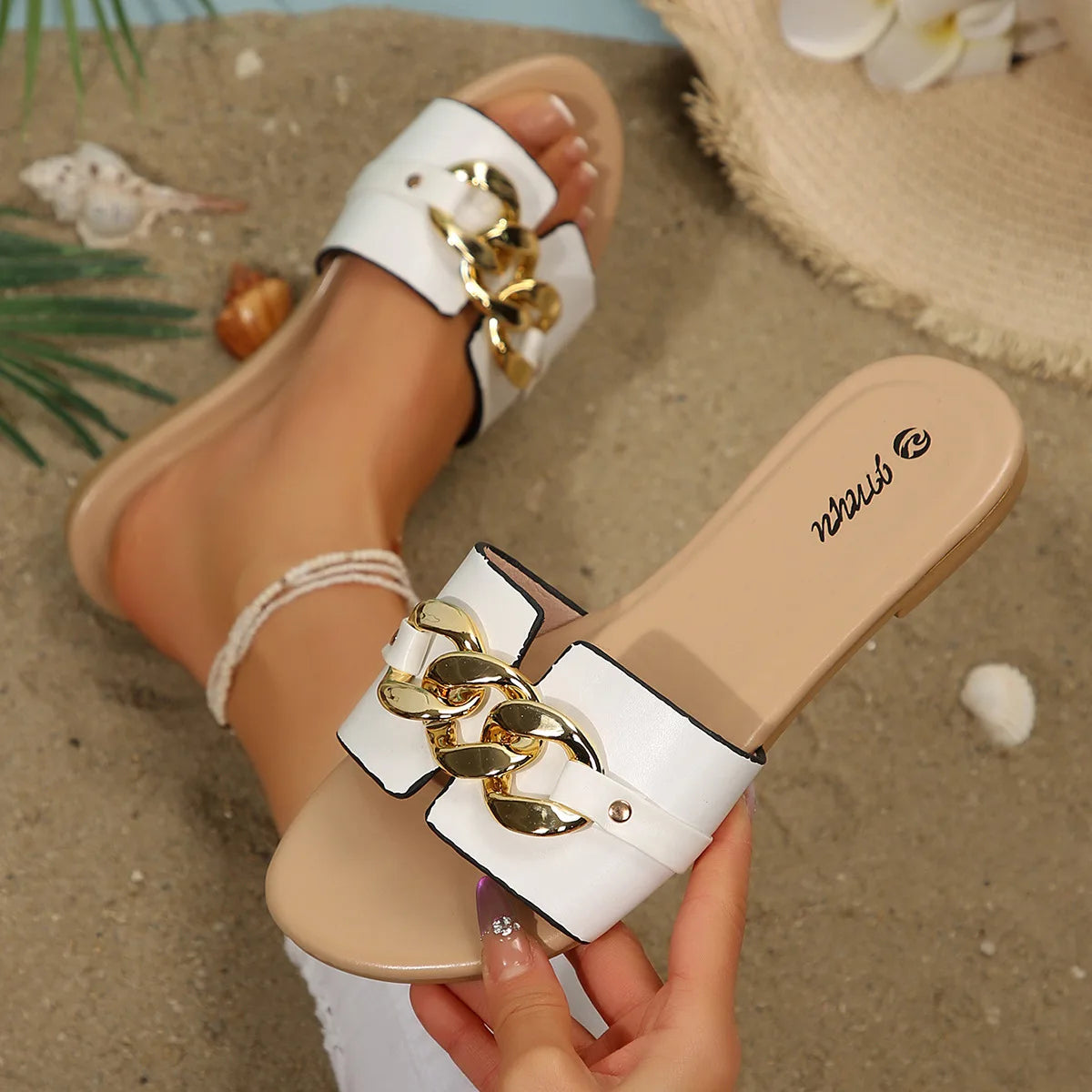 Elegant Women's Flip-Flops with Metal Decorations for Summer
