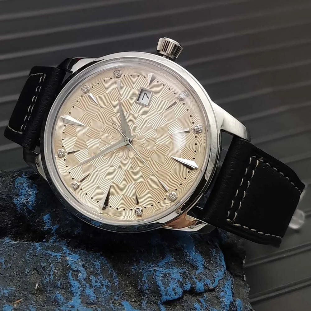 Men's Vintage Automatic Mechanical Watch, Black Leather Strap, 40mm Water Resistant Case, Eight Colours Men's Watch Japan NH35