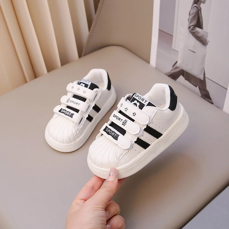Qaawal Boys Casual Sneakers for Spring and Autumn