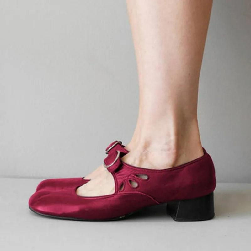 UXST Women's Retro Low Heel Buckle Casual Shoes