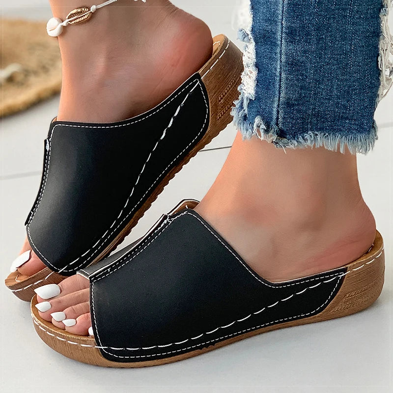 Comfortable Women's Low Platform Sandals for Summer Wear
