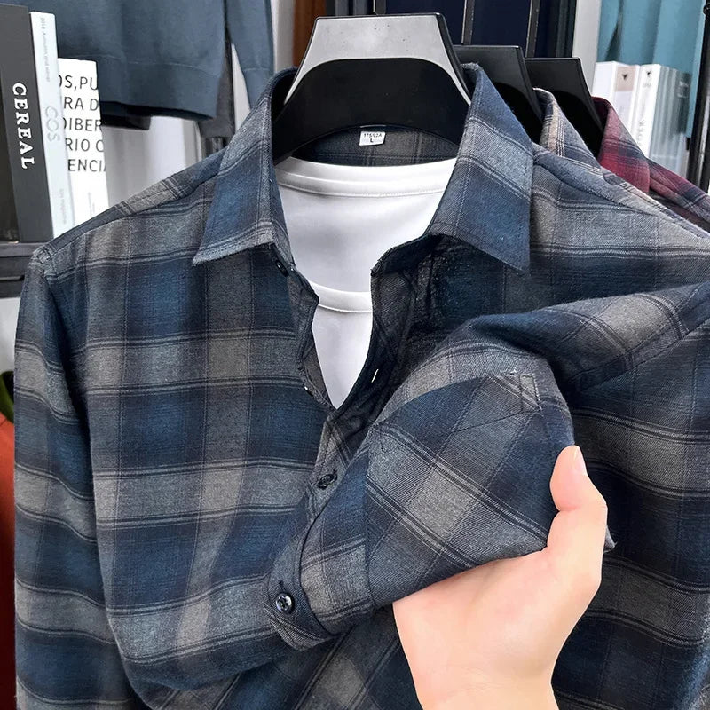 2026 Autumn New Men's Printed Striped Long Sleeved Shirt Casual Fashion Versatile Men's Top