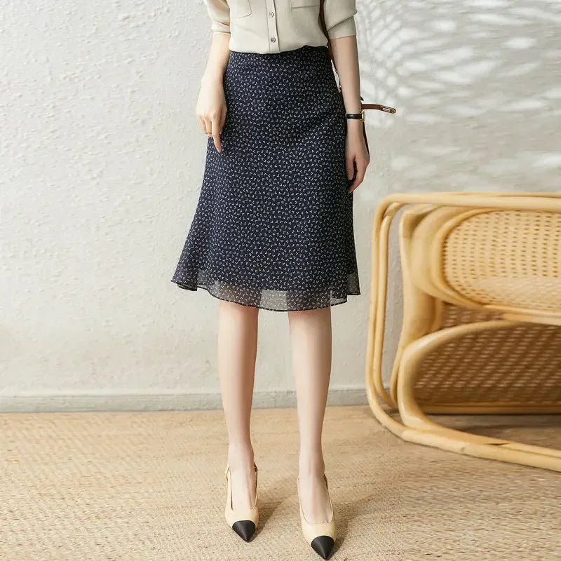 Chic A-Line Knee-Length Skirt for Women in Summer Style