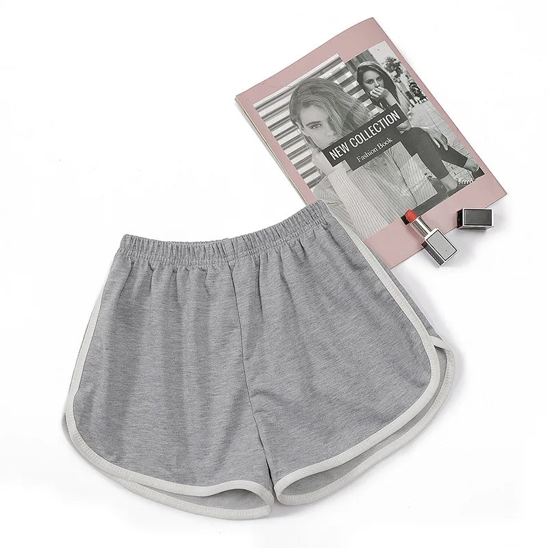 Breathable Polyester Yoga Shorts for Summer Workouts