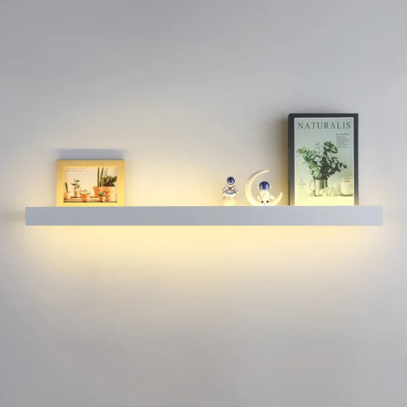Nordic Modern LED Wall Light for Bedroom and Foyer