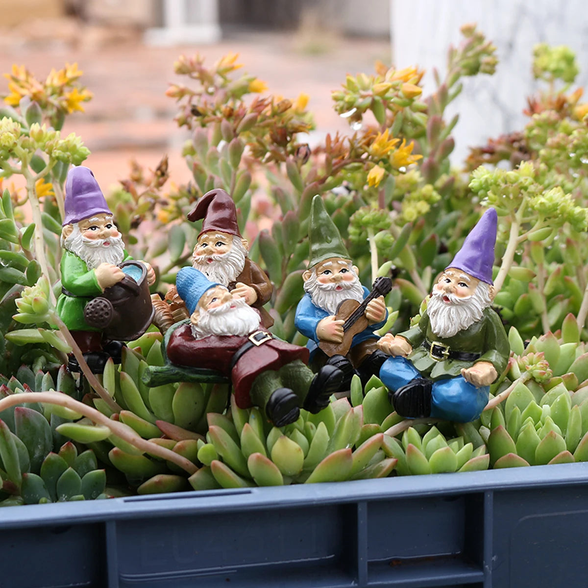 Resin Dwarf Flower Pot Inserts Set of Five for Outdoor Decor