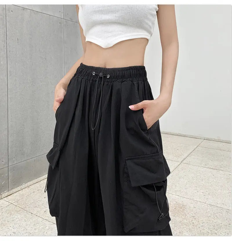 2025 Women's Solid Polyester Cargo Joggers for Sports
