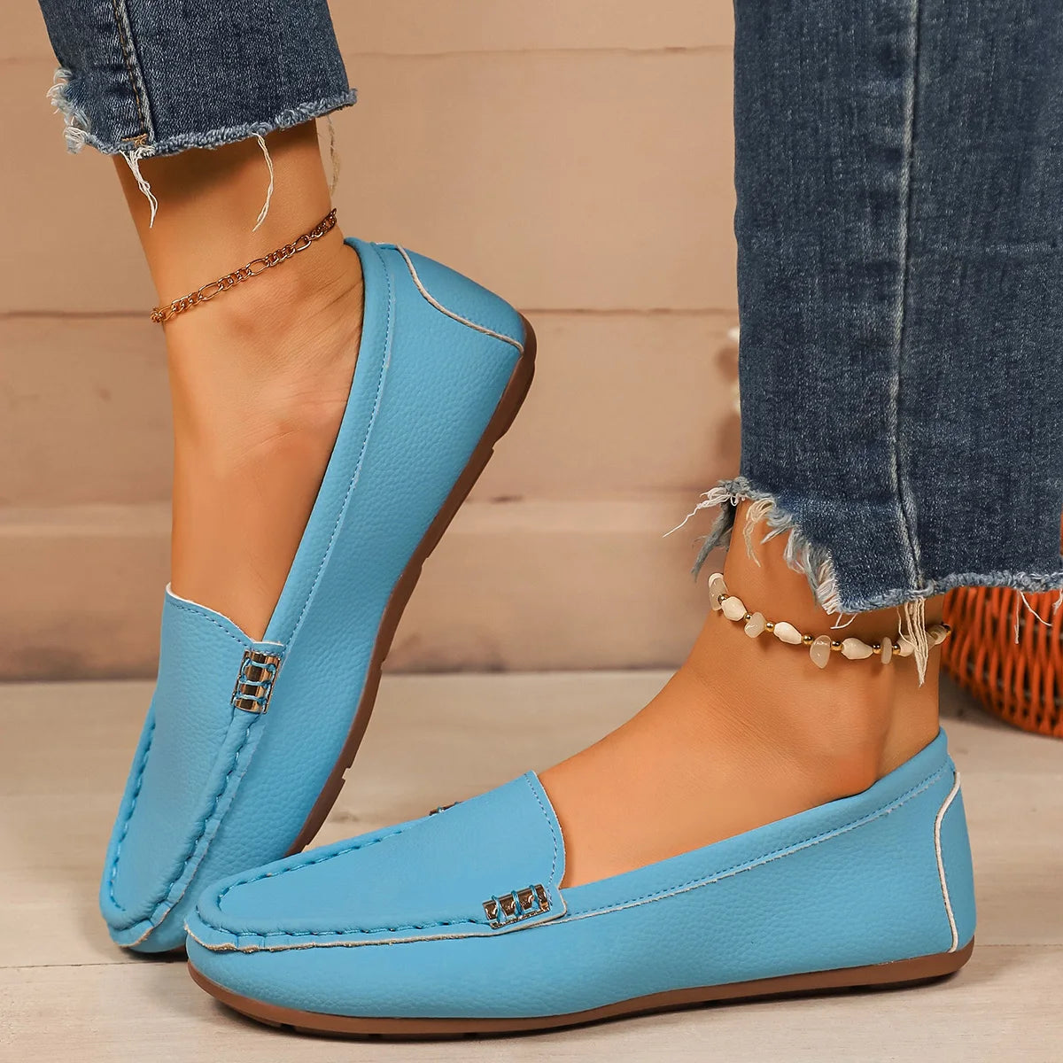 Lightweight Slip-On Women Loafers for Casual Spring Wear