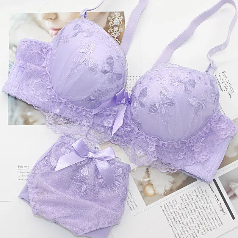 Sexy Wireless Lace Lingerie Set for Women in Floral Design