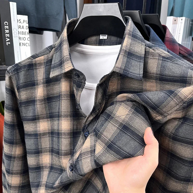 2026 Autumn New Men's Printed Striped Long Sleeved Shirt Casual Fashion Versatile Men's Top