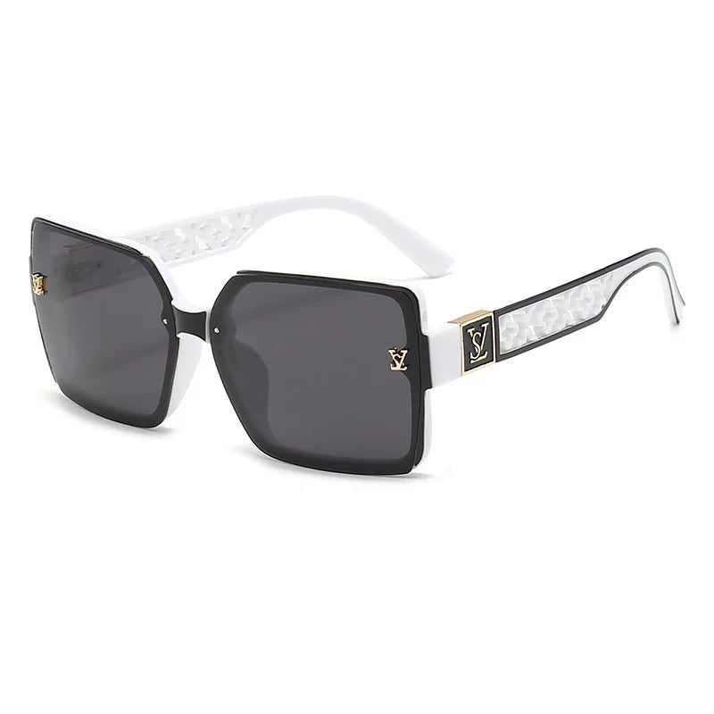 Stylish Square Oversize Sunglasses for Unisex Casual Wear