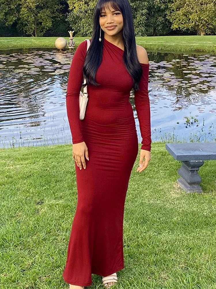 Elegant One-Shoulder Red Knitted Dress for Women