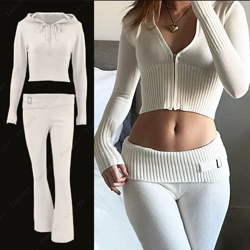 TARUXY Women Zipper Hoodie Set with Flare Pants for Casual Wear