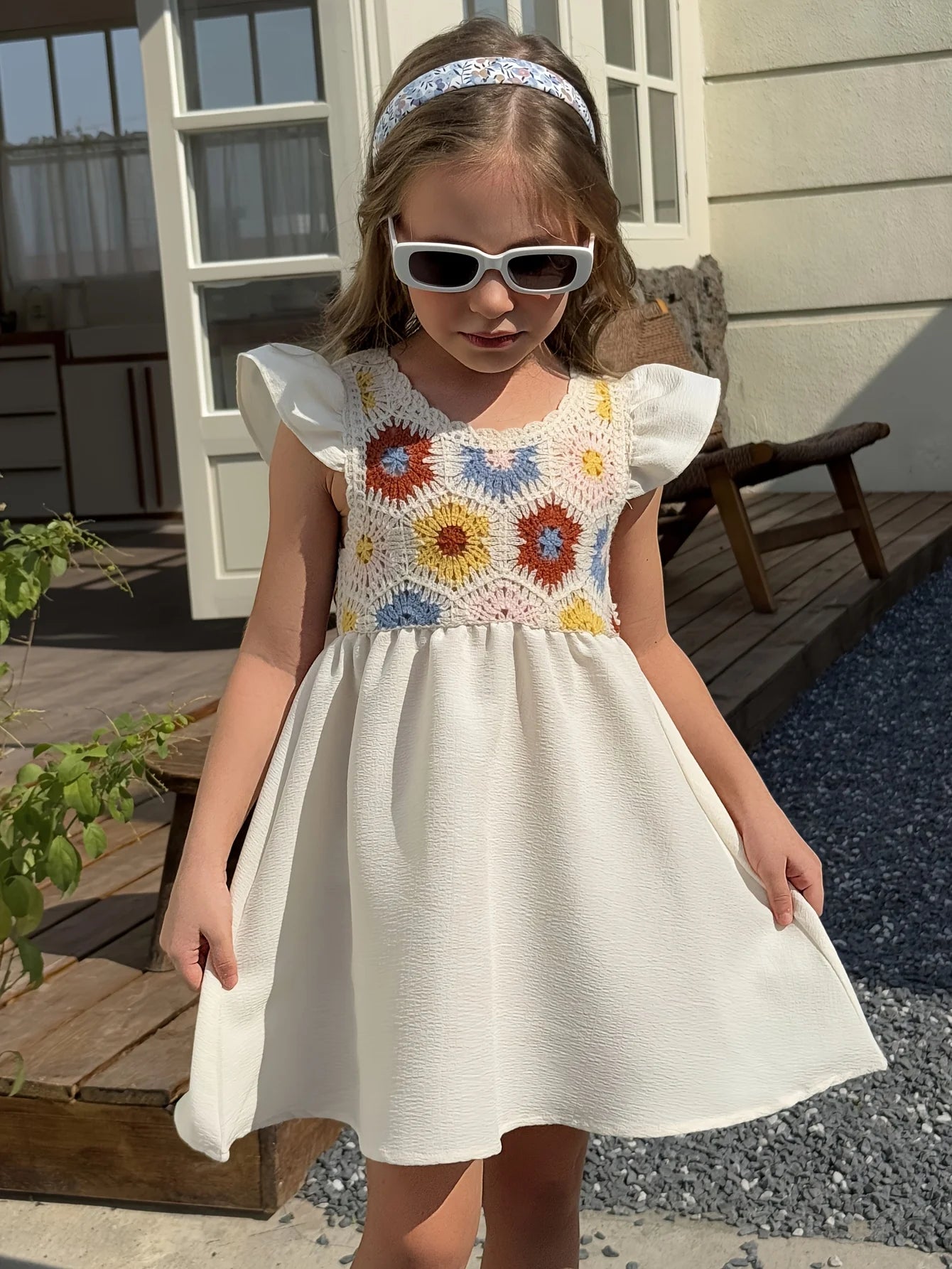 Girls' Floral Summer Dress with Sleeveless Design