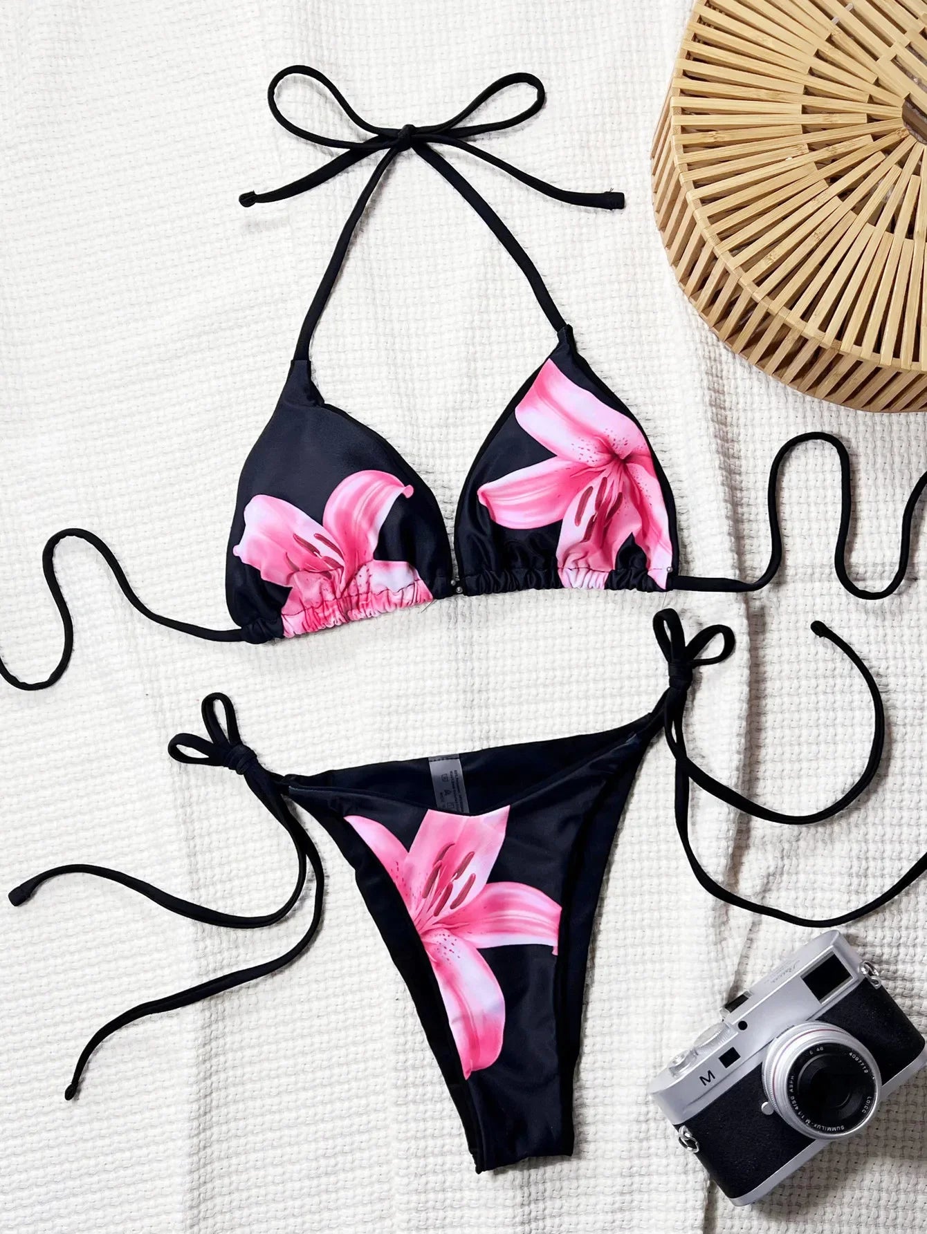 Stylish Women's Print Bikini Set for Beach and Pool Parties