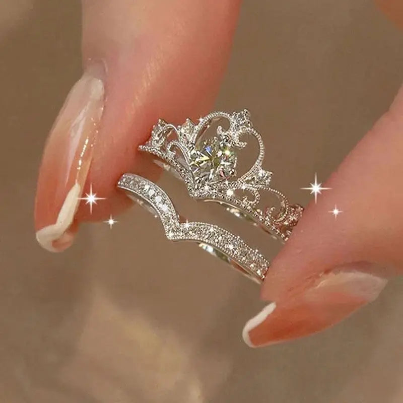 Fairy Sparkling Crown Rings Set for Women in Silvery Glass