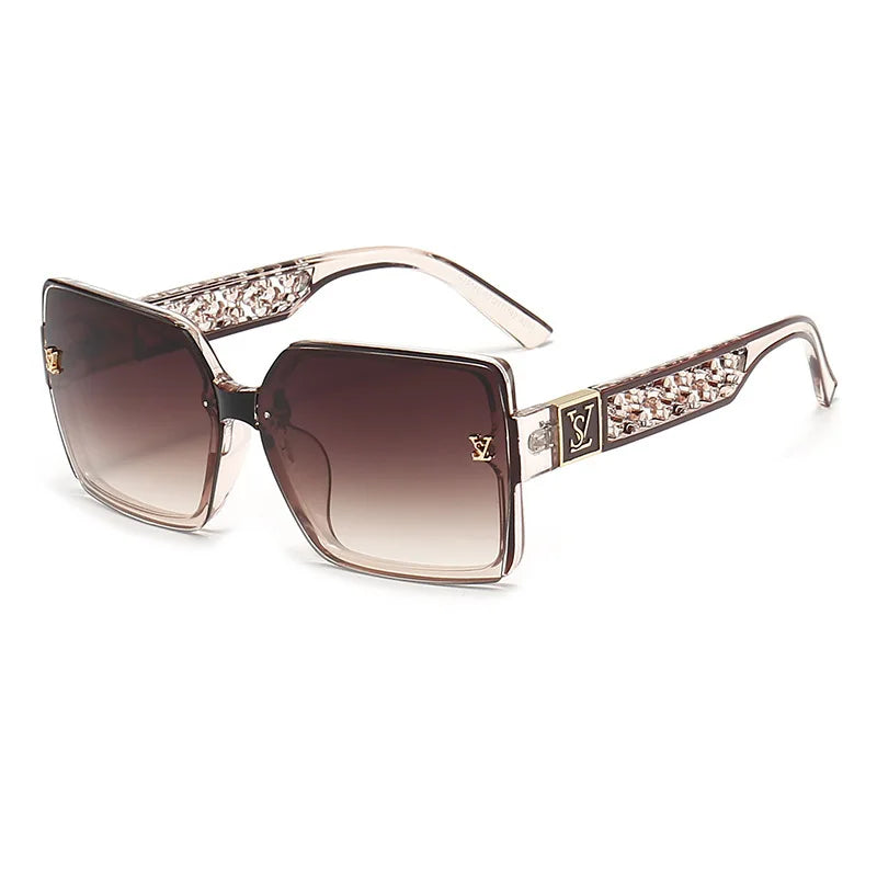 Stylish Square Oversize Sunglasses for Unisex Casual Wear