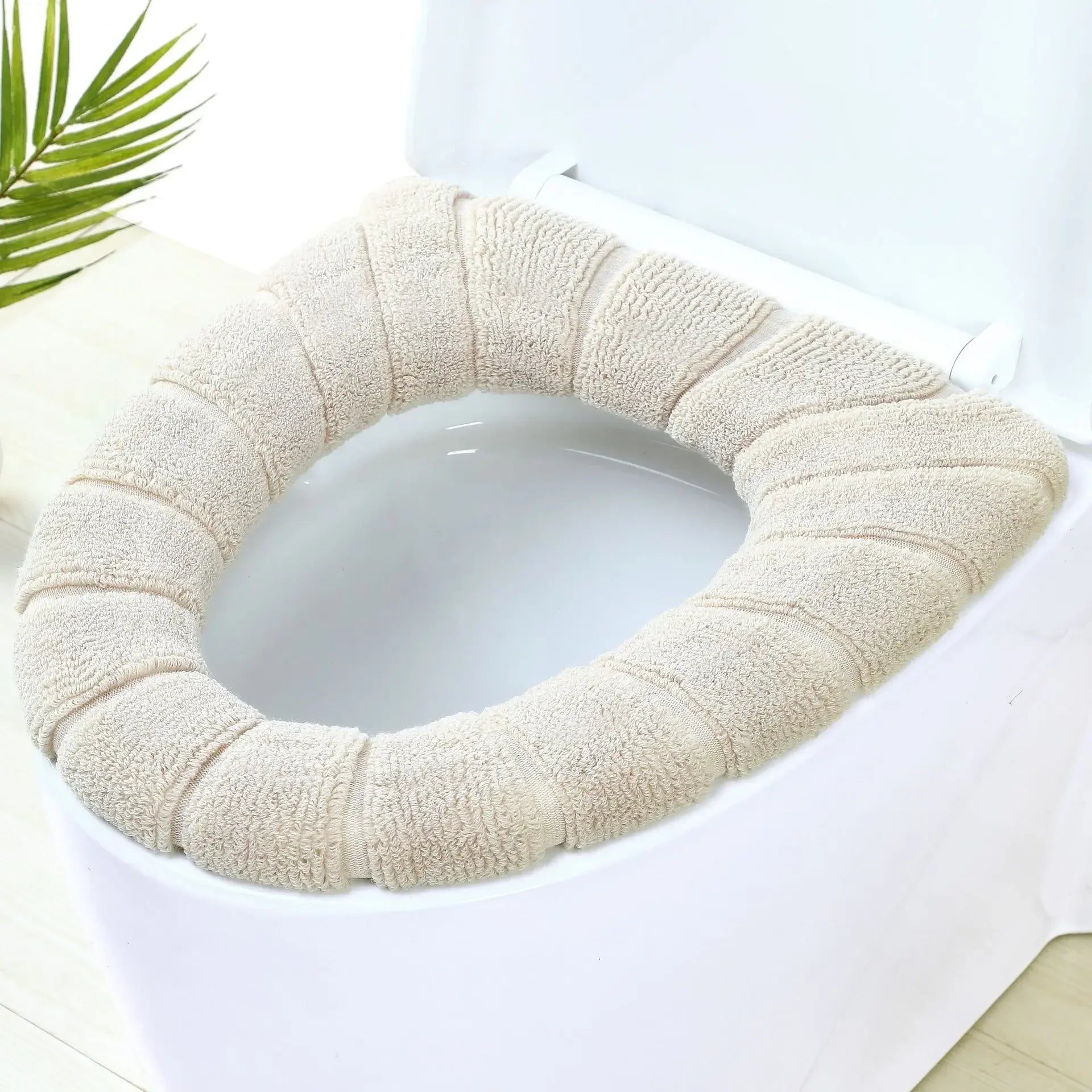 Warm Soft Toilet Seat Cover for Comfort and Hygiene