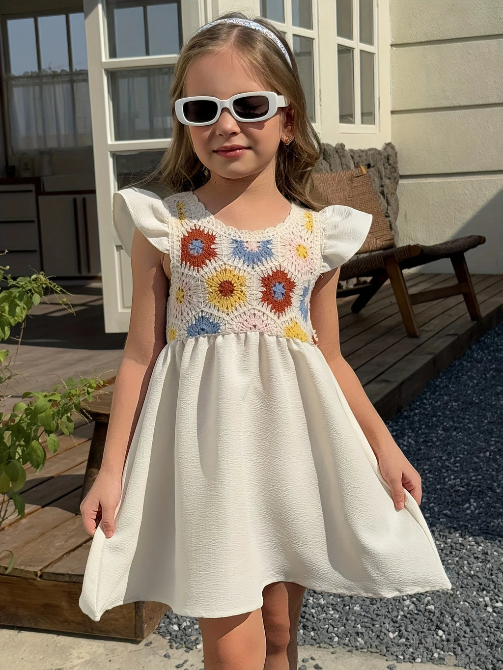 Girls' Floral Summer Dress with Sleeveless Design