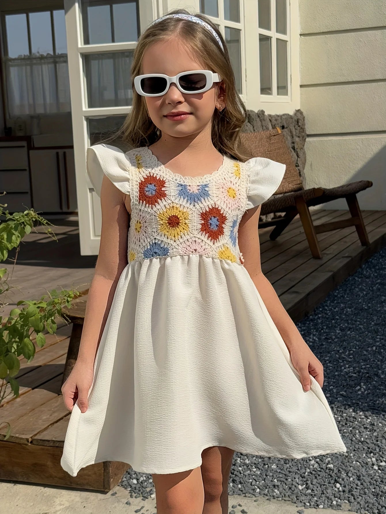 Girls' Floral Summer Dress with Sleeveless Design